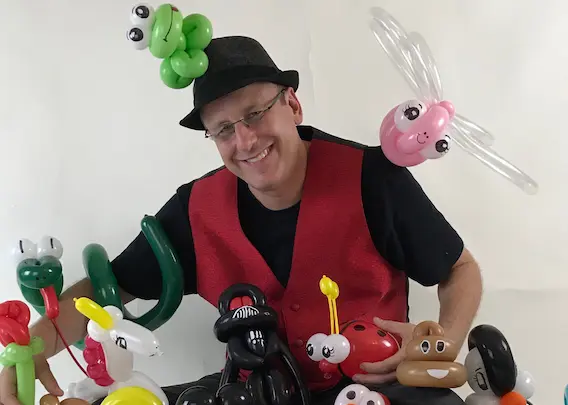 Eric creating balloon art